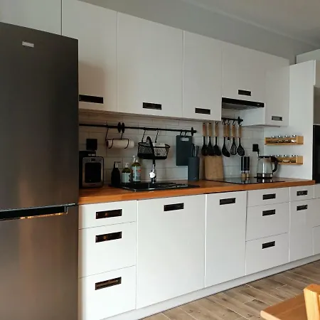 Apartament - Słoneczna łubinowa *
